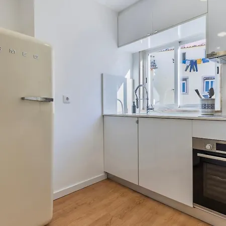 1bdr With Ac And Terrace By Lovelystay Lägenhet